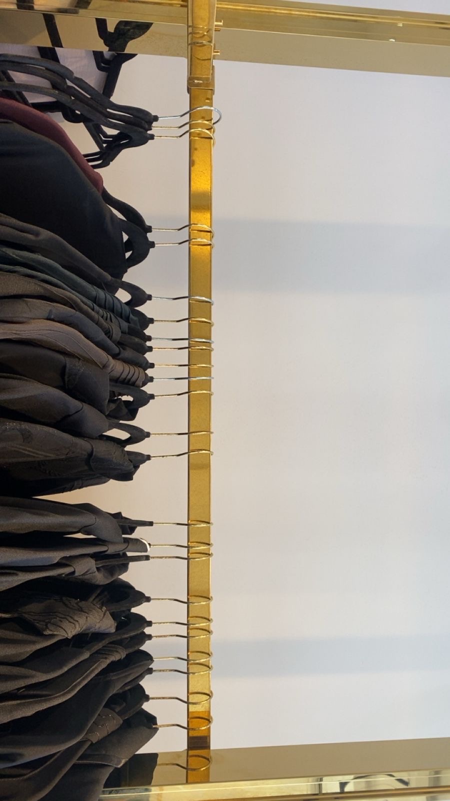 ديكور ستانلس ستيل ذهبي