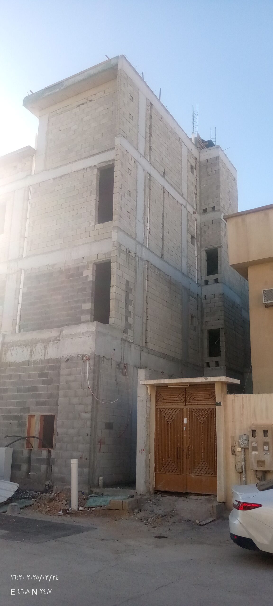 مقاول ملاحق توسعه وترميم