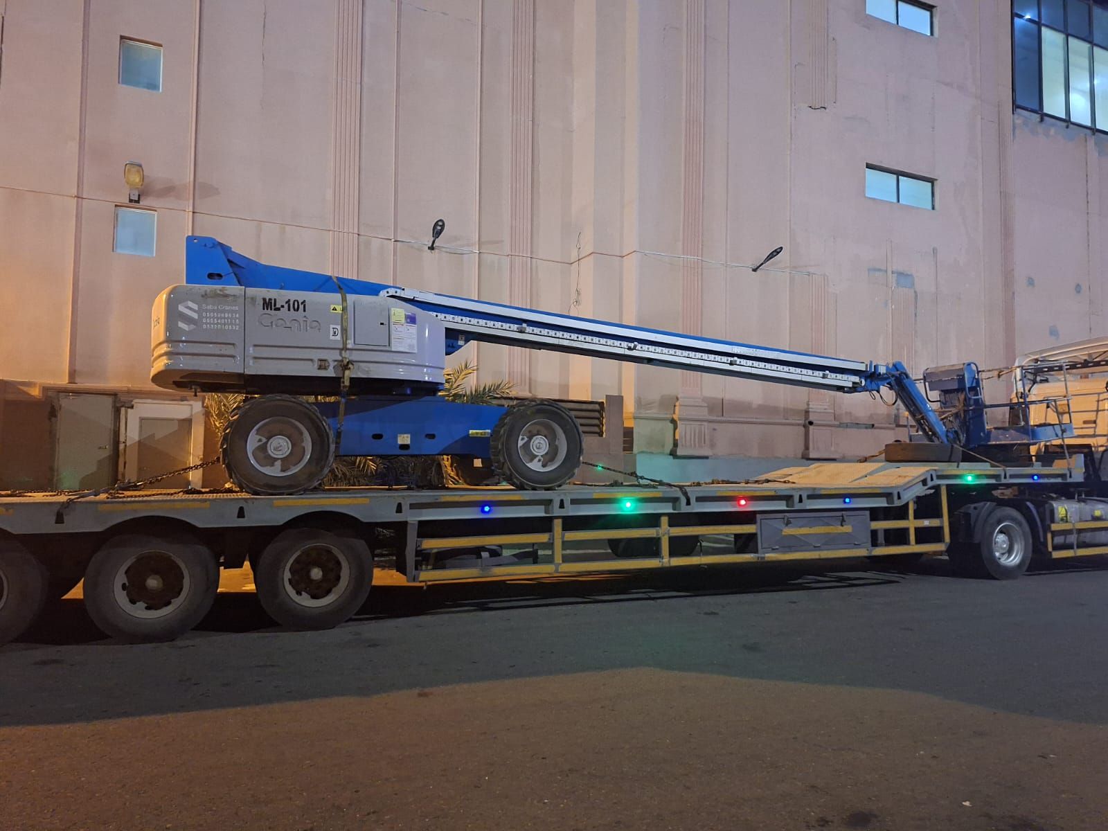 سيزر لفت للايجار اليومي والشهري كرينات بجميع انواع