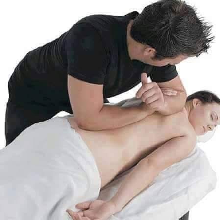 اخصائي مساج منزلي وفندقي رجالي ونسائي بأرخص سعر لل