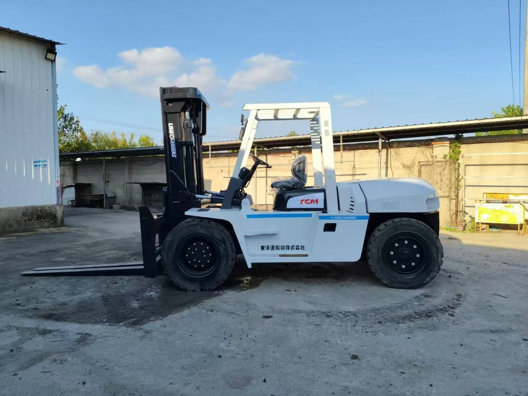 رافعة شوكيه للايجار كرينات للإيجار سيزرلفت 12متر ل