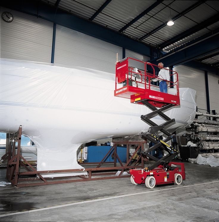 سيزرلفت 10متر للايجار سيزرلفت 12متر للايجار مانلفت