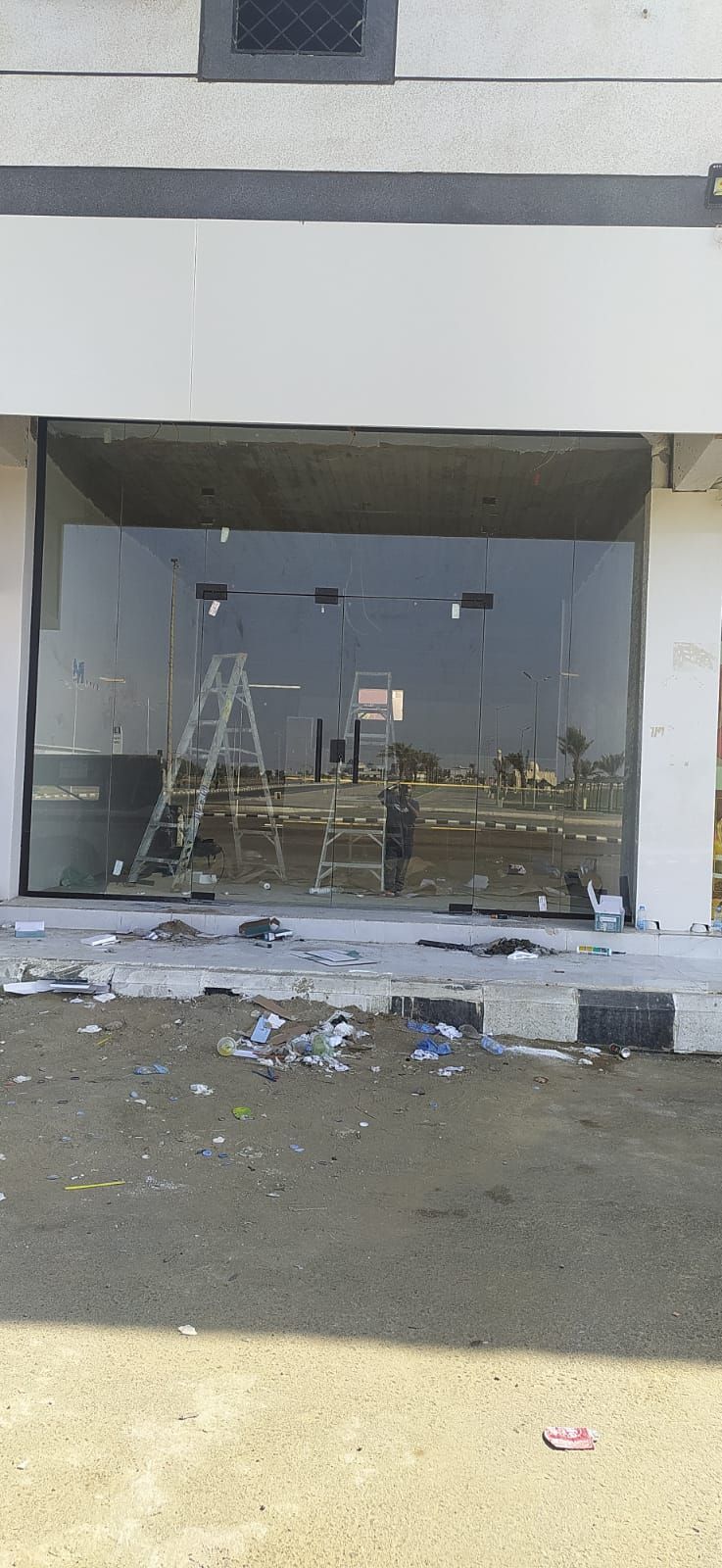 زجاج سكريت بيش هروب فيفاء العيدابي