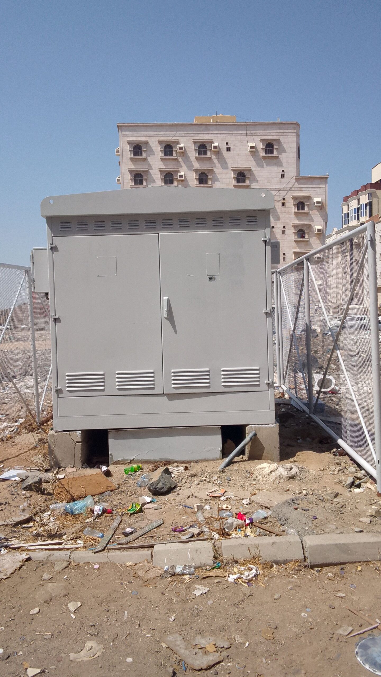 مواصفات ساندويش بانل: المواصفات العامة 1. *السماكة