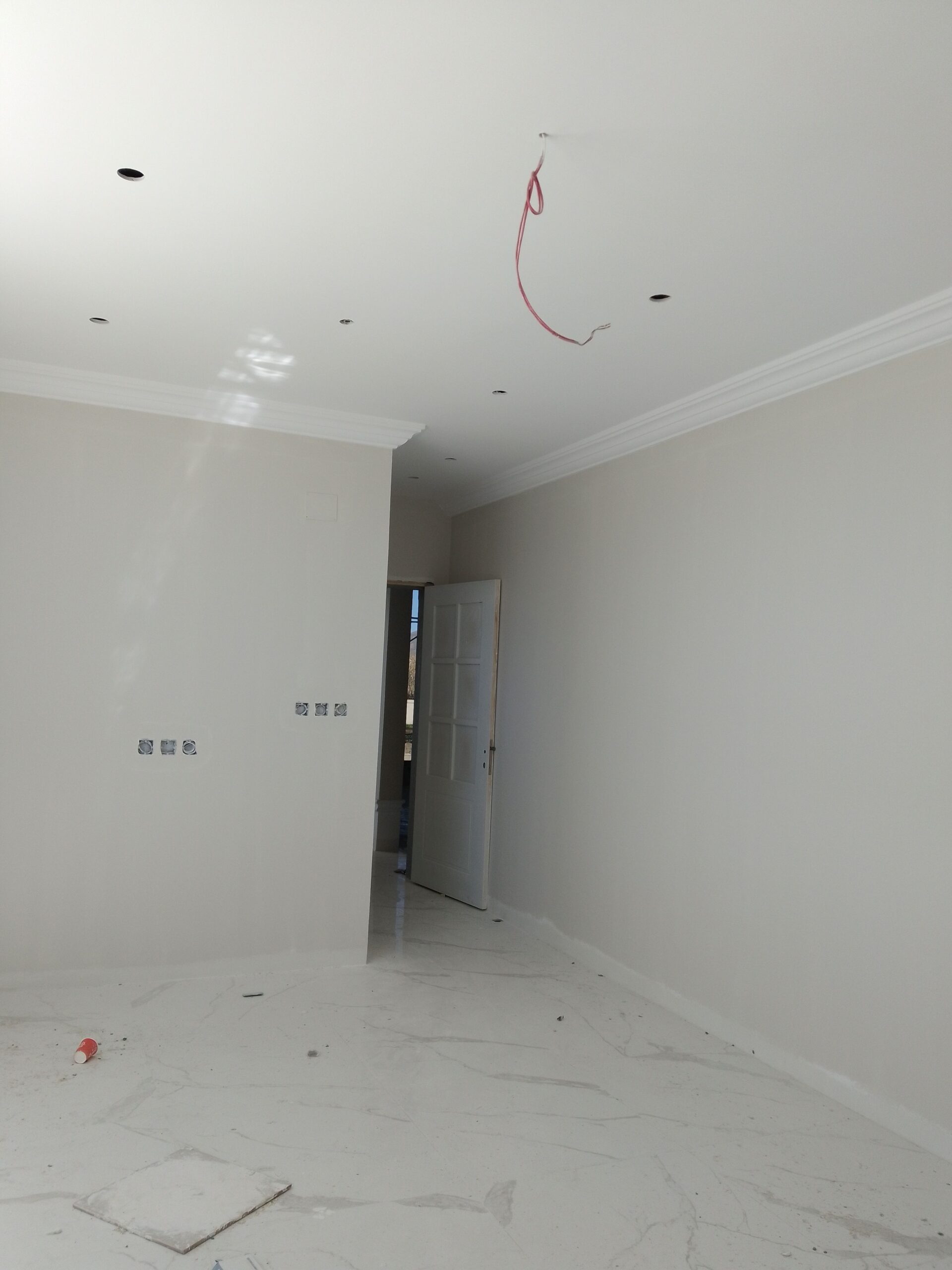 معلم دهانات الطائف لجميع انواع ادهانات وديكورات وب