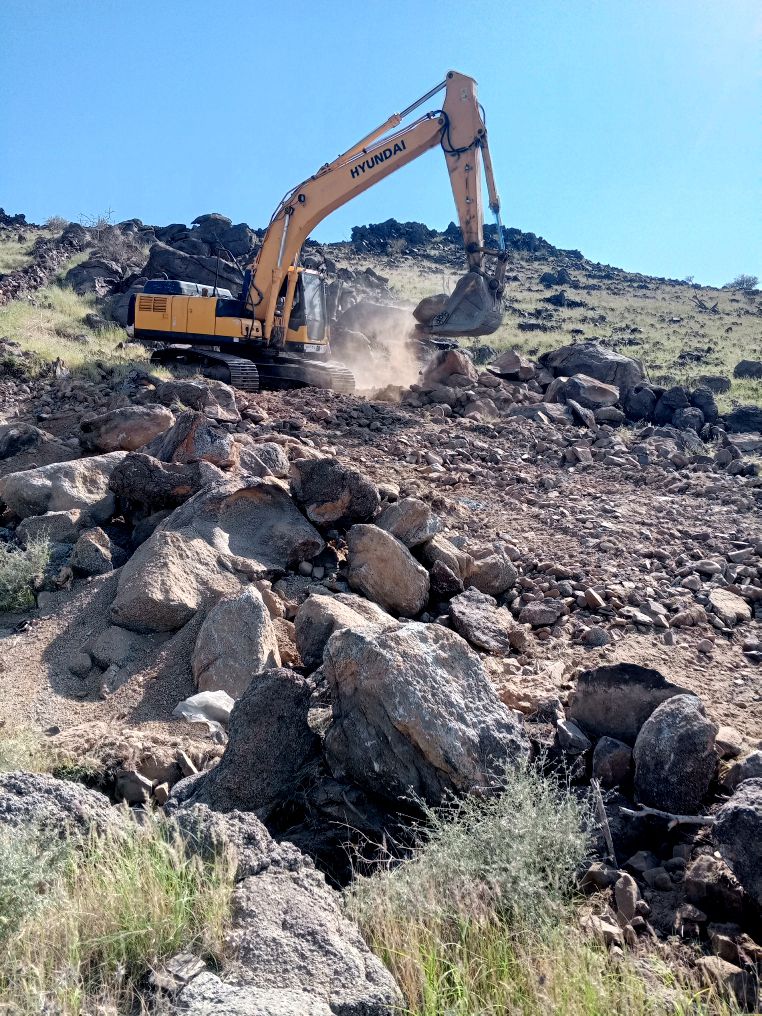 بوكلين للايجار وبناءالحجر