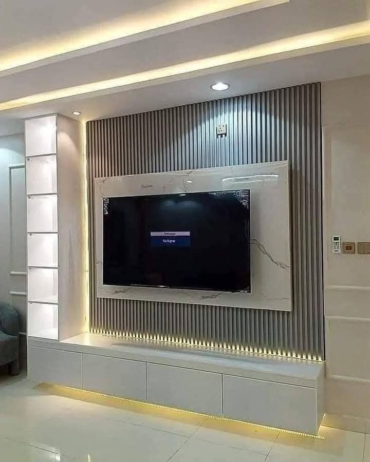 معلم لترميم المباني وتنفيذ الدهانات والديكورات وال