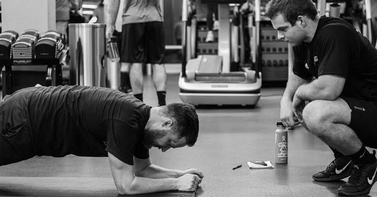 مدرب كرة قدم ولياقة بدنية برايفت