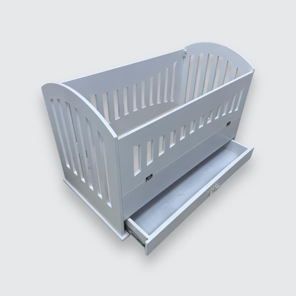 سرير أطفال جديد