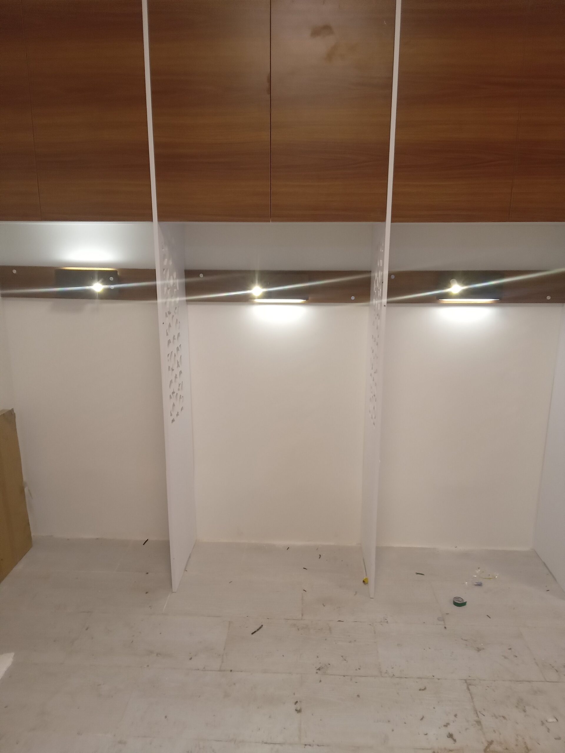 مهندس محمد للأعمال، الكهرباء.