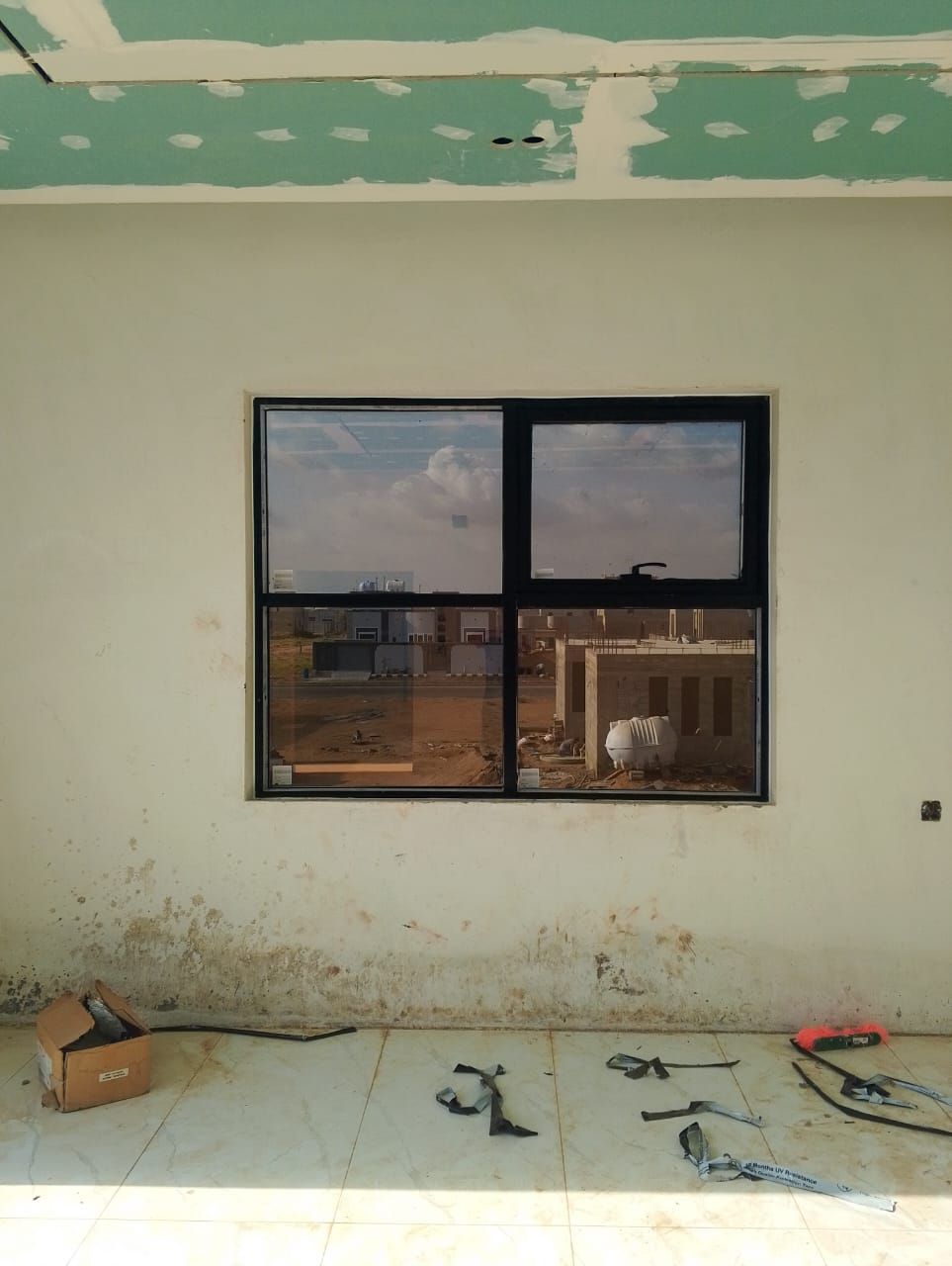 زجاج سكريت صبياء فيفاء العيدابي