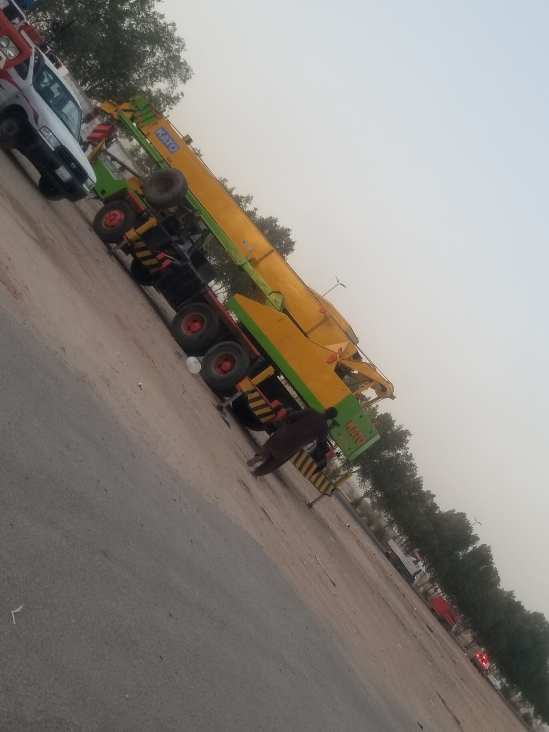 سيزر لفت للايجار رافعات شوكية للايجار