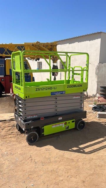 سيزر لفت للايجار اليومي والشهري رافعات شوكية