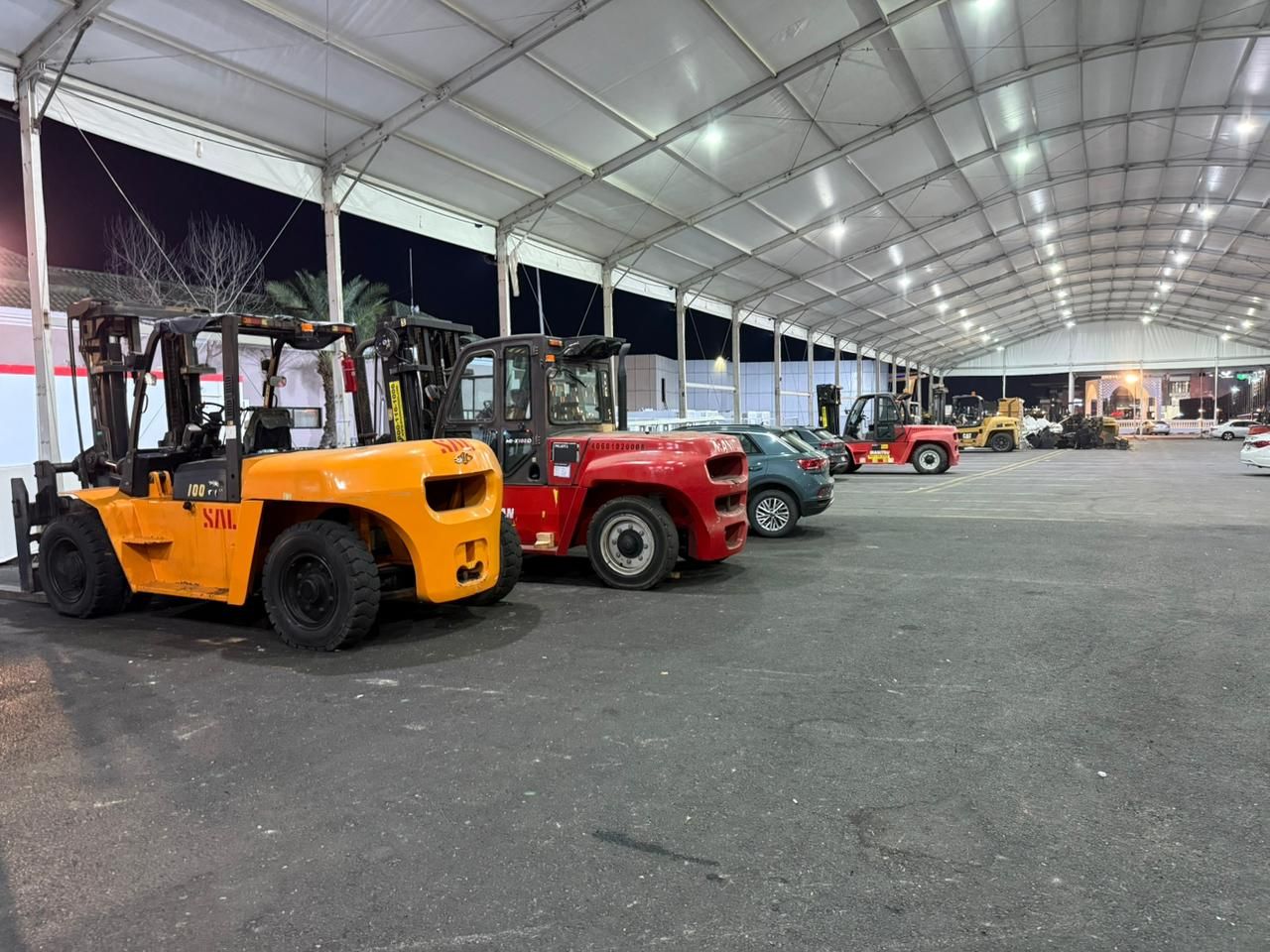 رافعات شوكية للايجار وسيز لفت للايجار