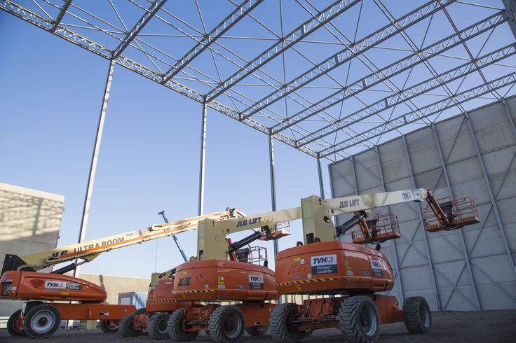 سيزرلفت مانلفت رافعة شوكيه للايجار كرينات للإيجار