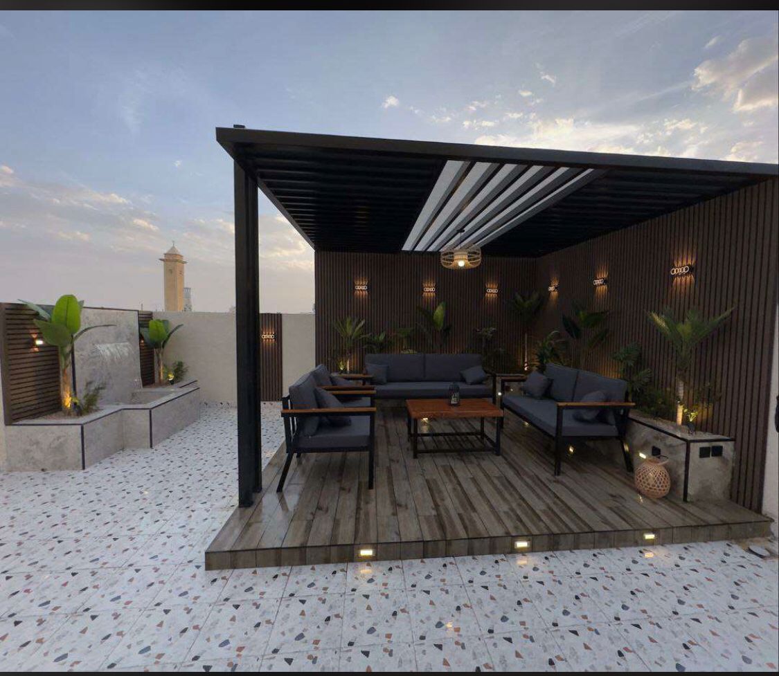 ساندوش بانل وترميم ومظلات وسواتر وبرجولات