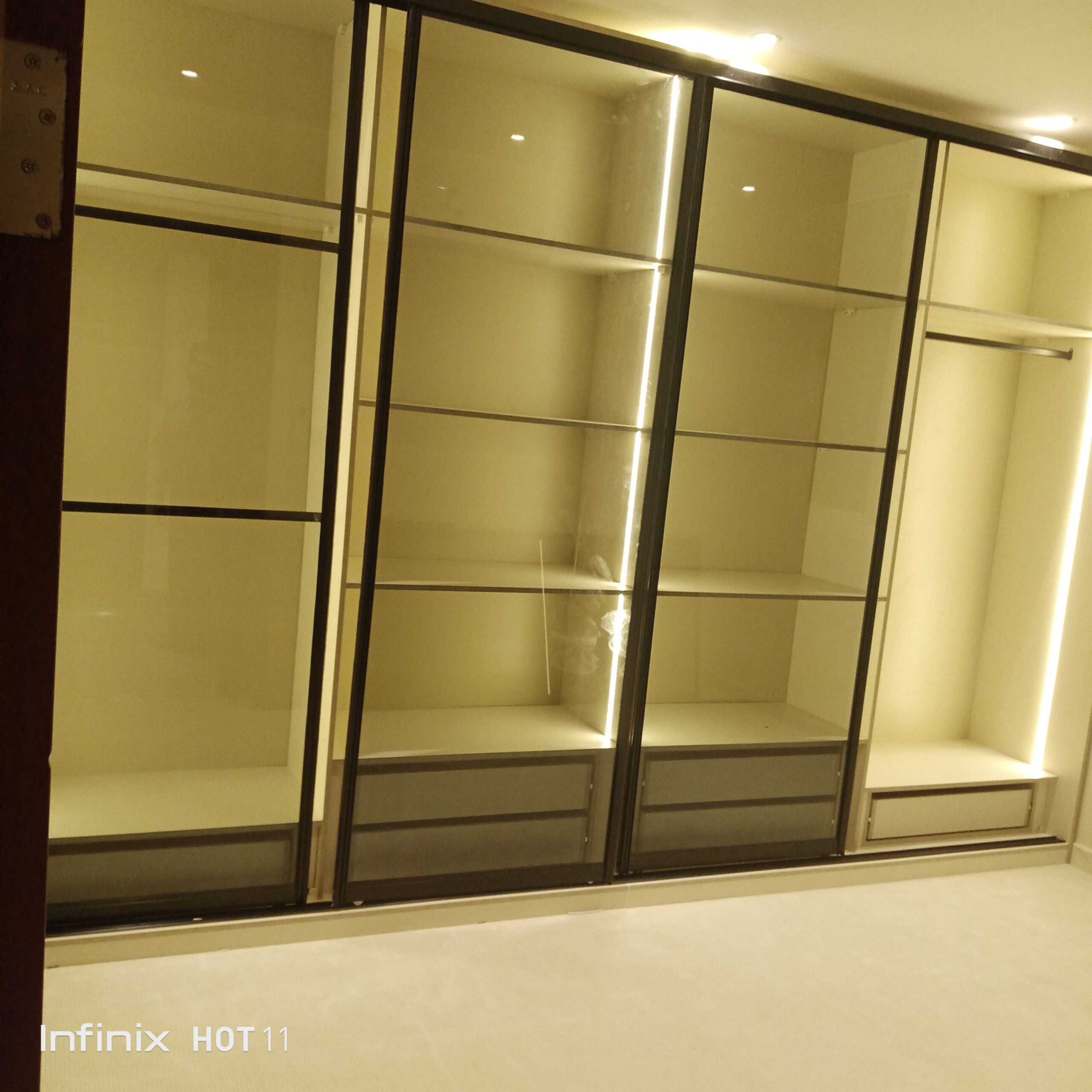 تفصيل خزائن دواليب غرف نوم مبتكره حسب الطلب