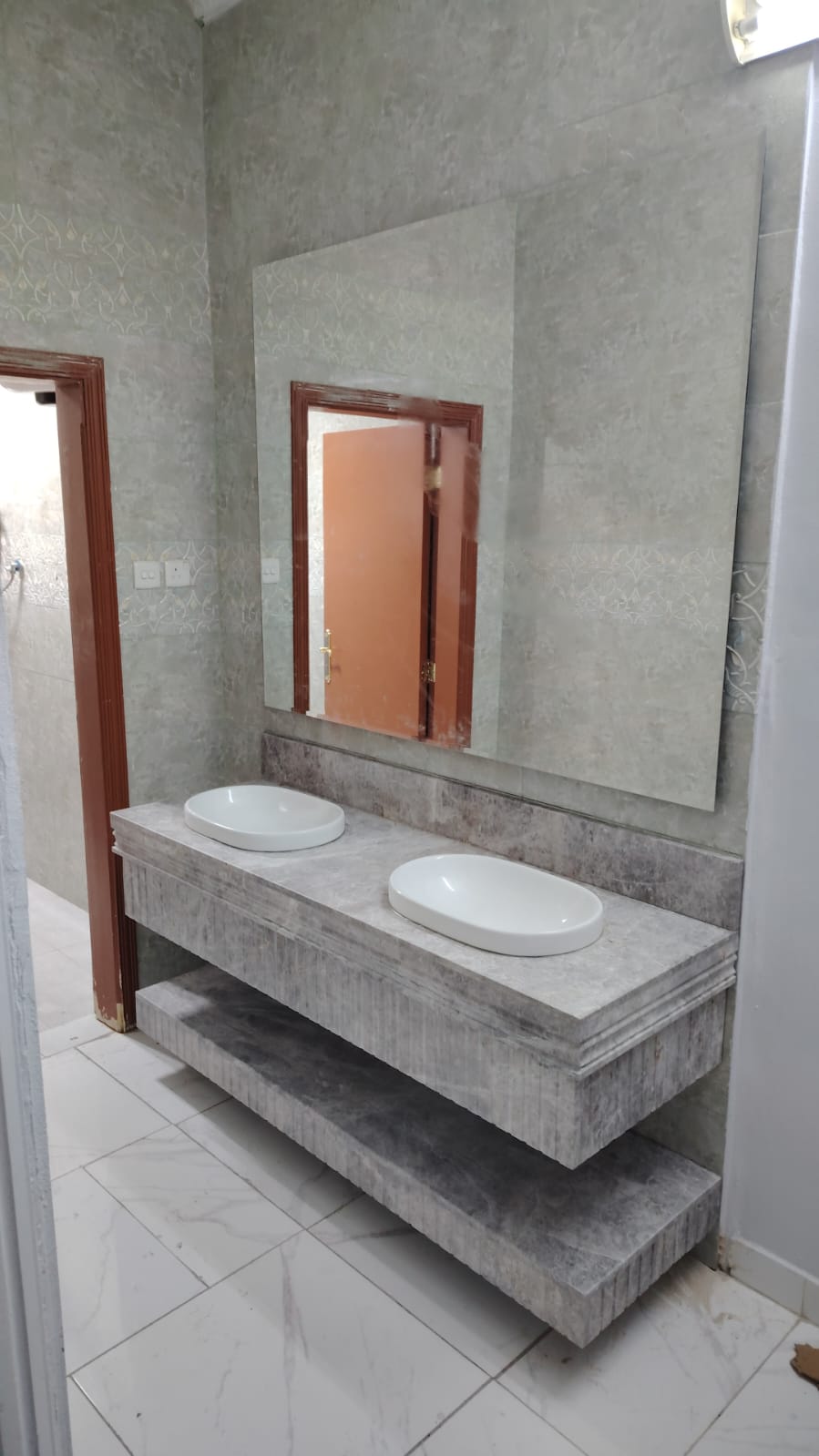 مغاسل رخام , صور مغاسل حمامات حديثة