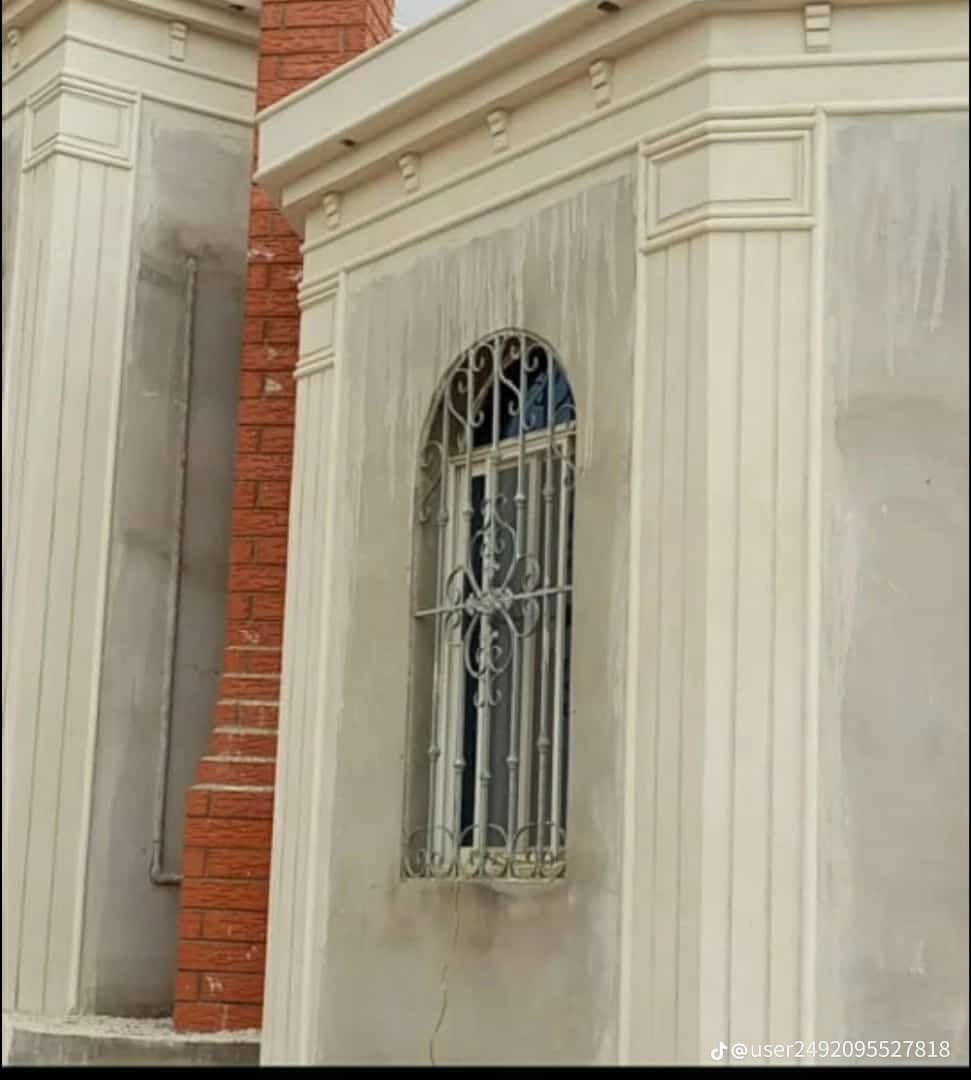 معلم الديكورات الخرجيه بديل الحجر الطبيعي مكون من