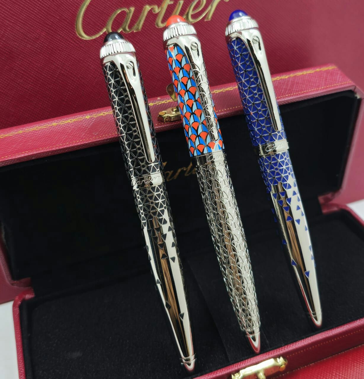 اقلام كارتير موديلات جديده ومميزه وتس0558054211