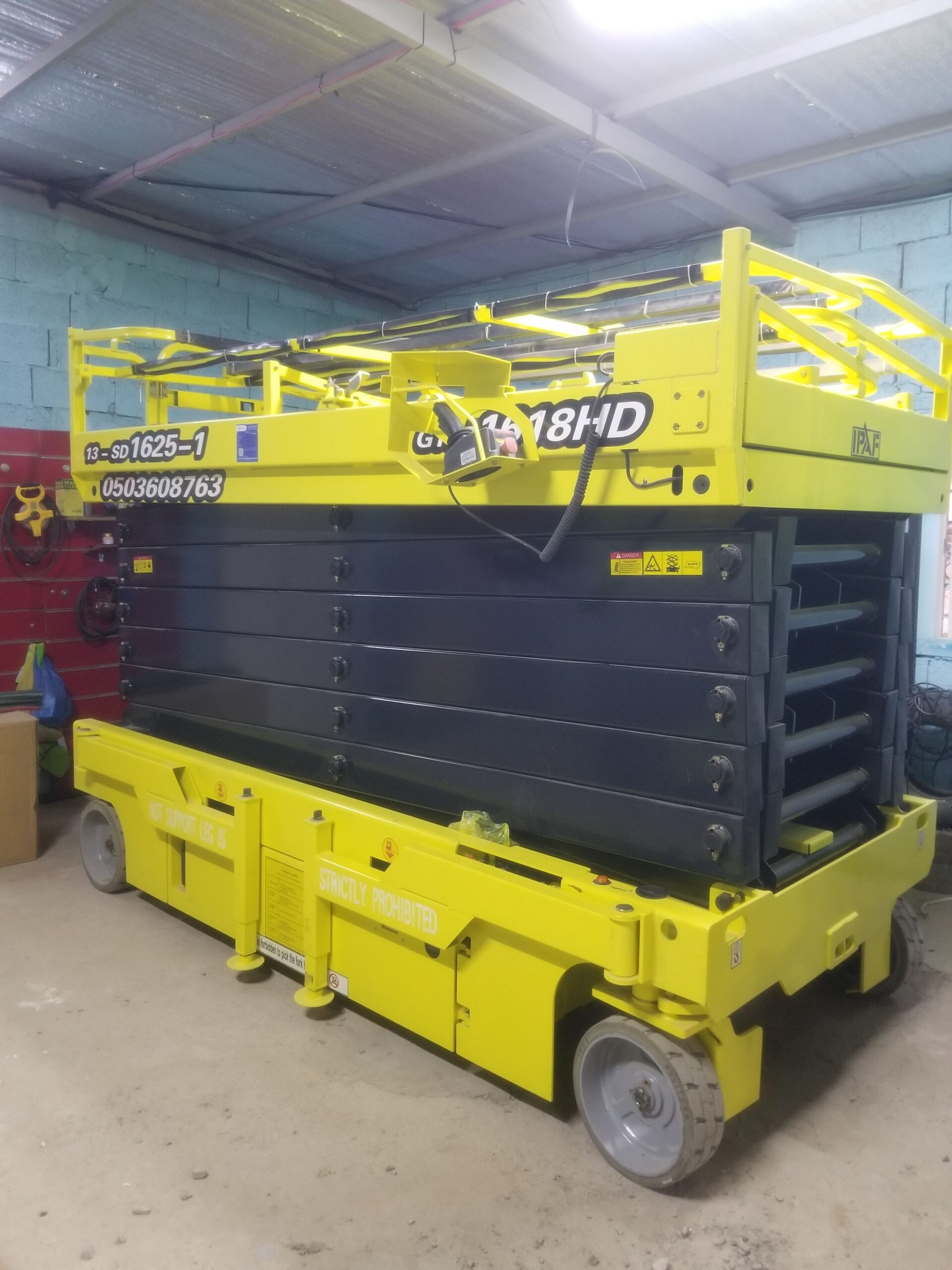 سيزر لفت للايجار اليومي والشهري