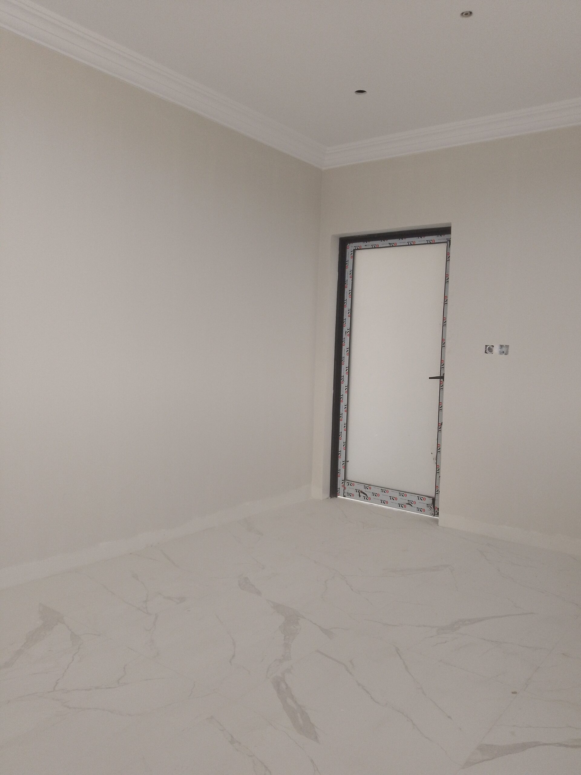 معلم دهانات الطائف لجميع انواع ادهانات وديكورات053