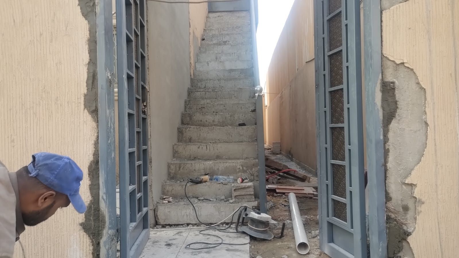 مقاول ملاحق توسعه وترميم