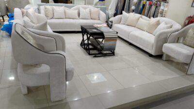 f18289da-08d5-45aa-8f5c-62d1a0d64038