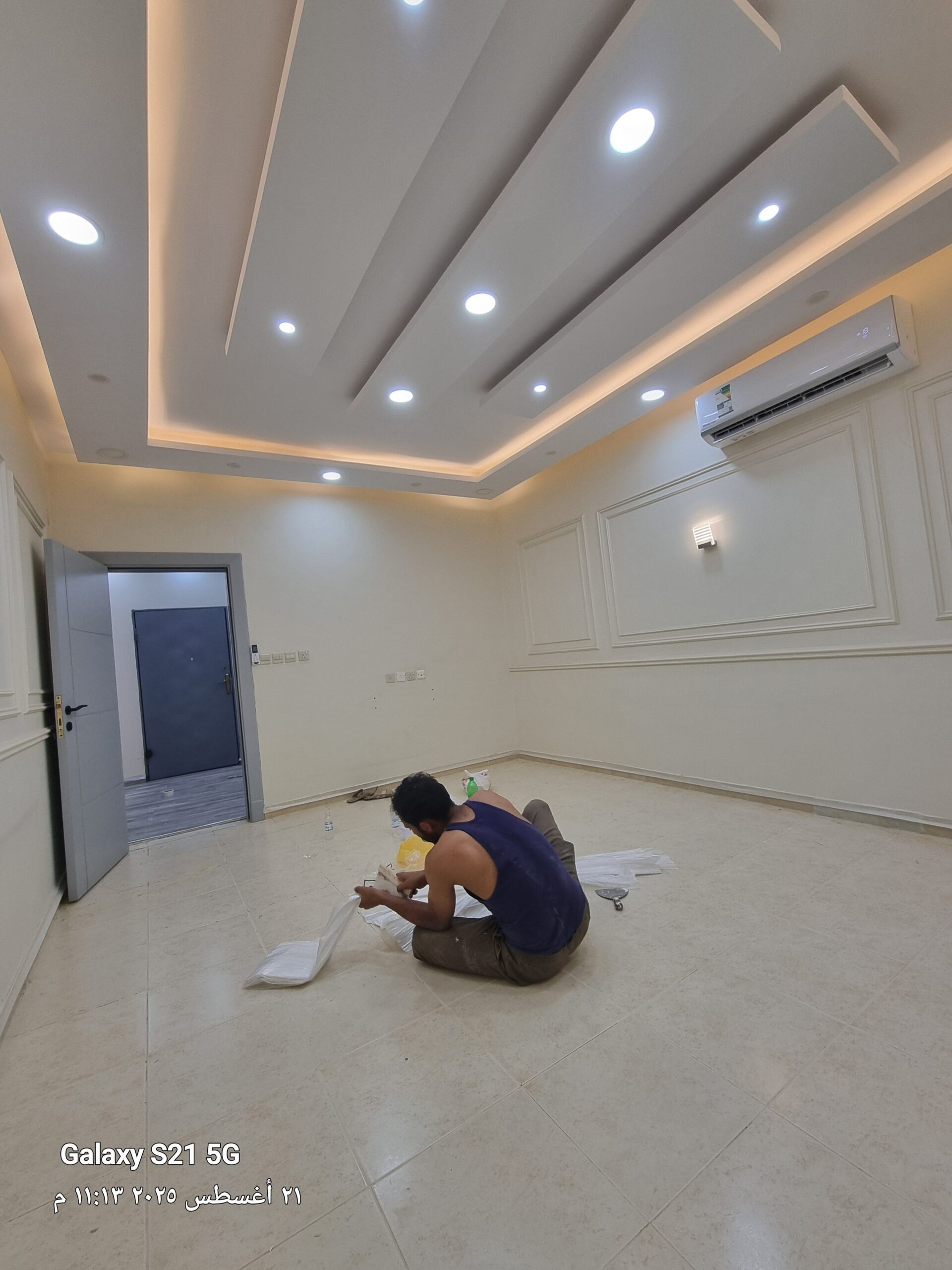 للديكورات دهانات ورق جدران ترميمات الرياض