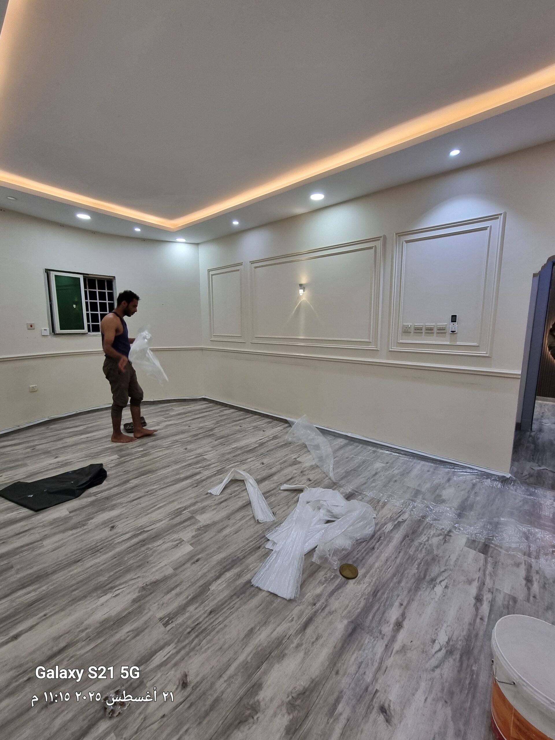 للديكورات دهانات ورق جدران ترميمات الرياض