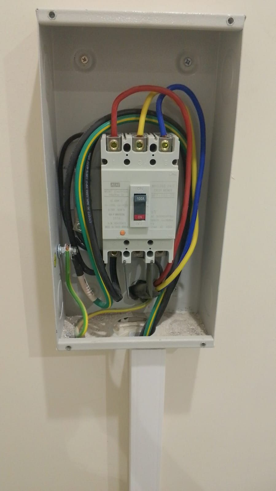 سباك كهربائي شمال الرياض النرجس العارض 0550130567