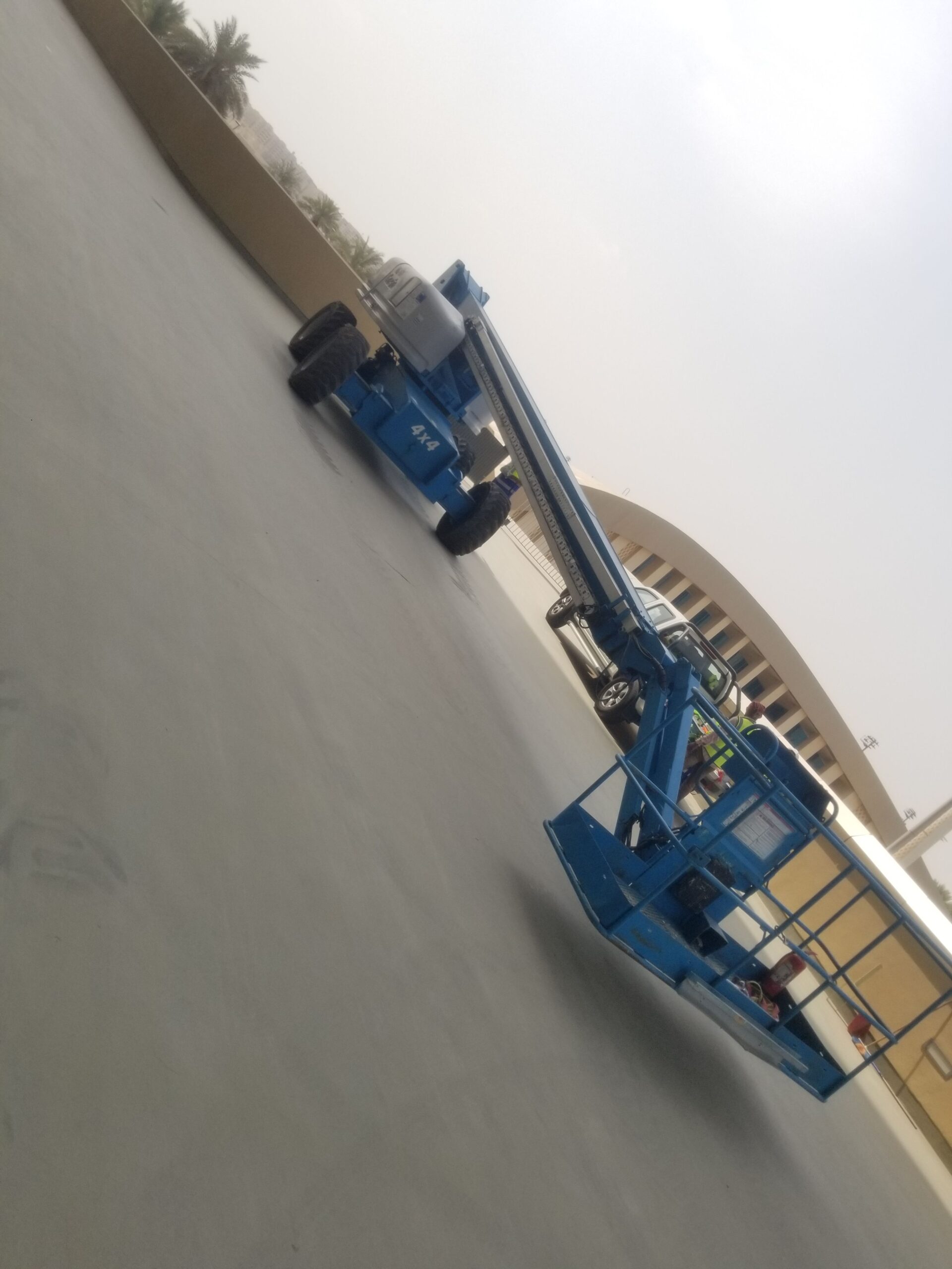 سيزر لفت للايجار اليومي والشهري رافعات شوكية للايج