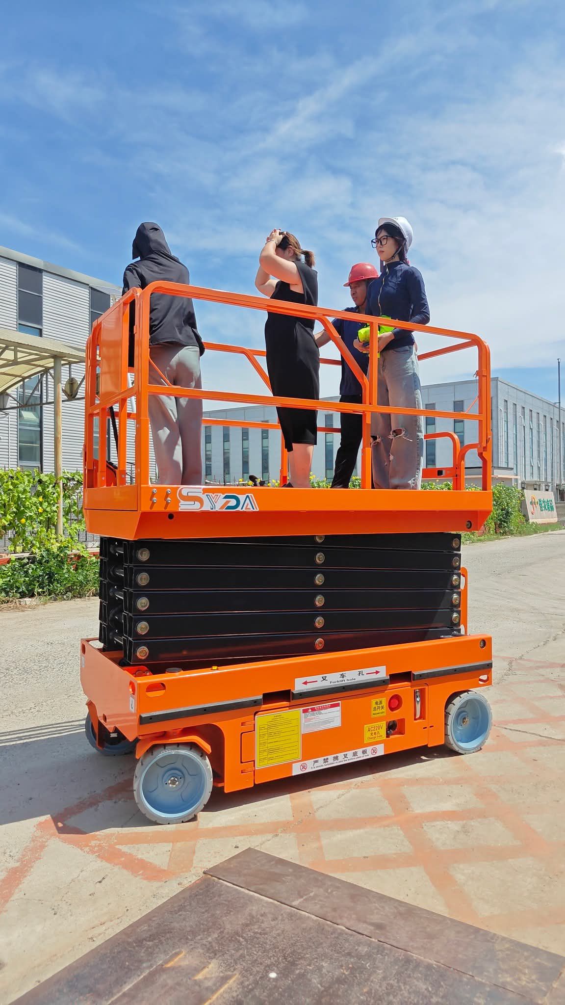 سيزرلفت 10متر 12متر 14متر 16متر 18متر 20متر 22متر