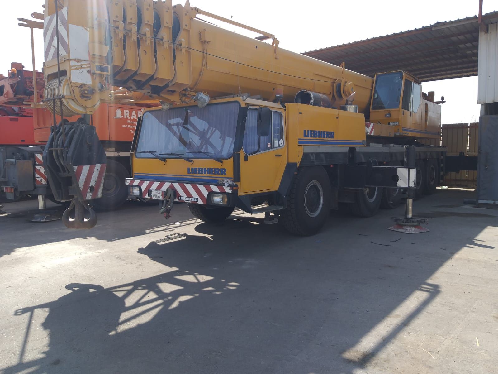 سيزر لفت للايجار اليومي والشهري كرينات بجميع انواع