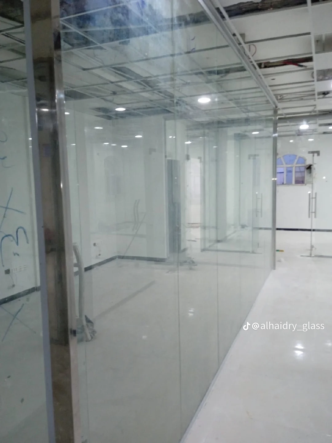 زجاج سكريت صامطه