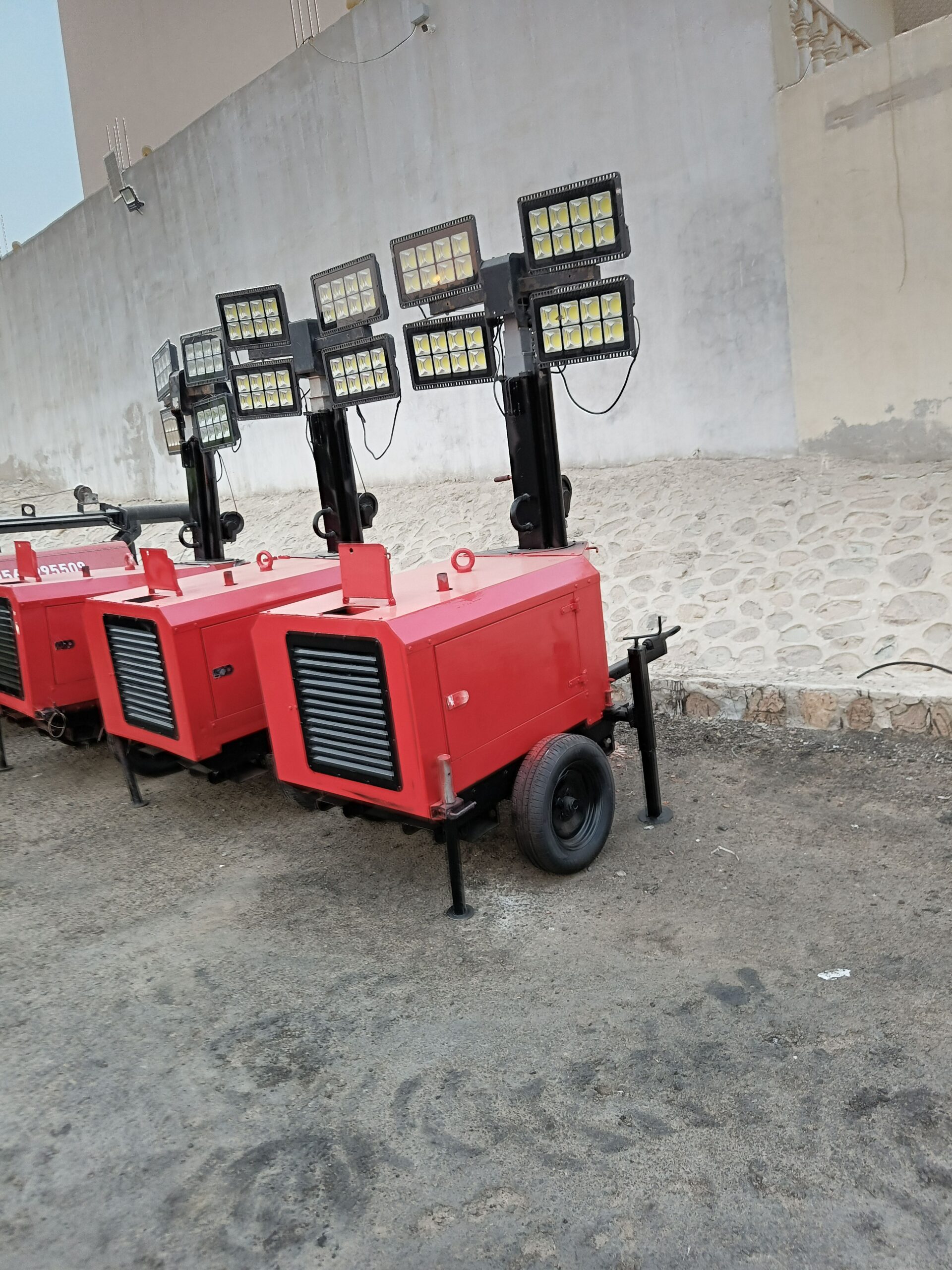 سيزر لفت للايجار اليومي والشهري ومان لفت للايجار ا