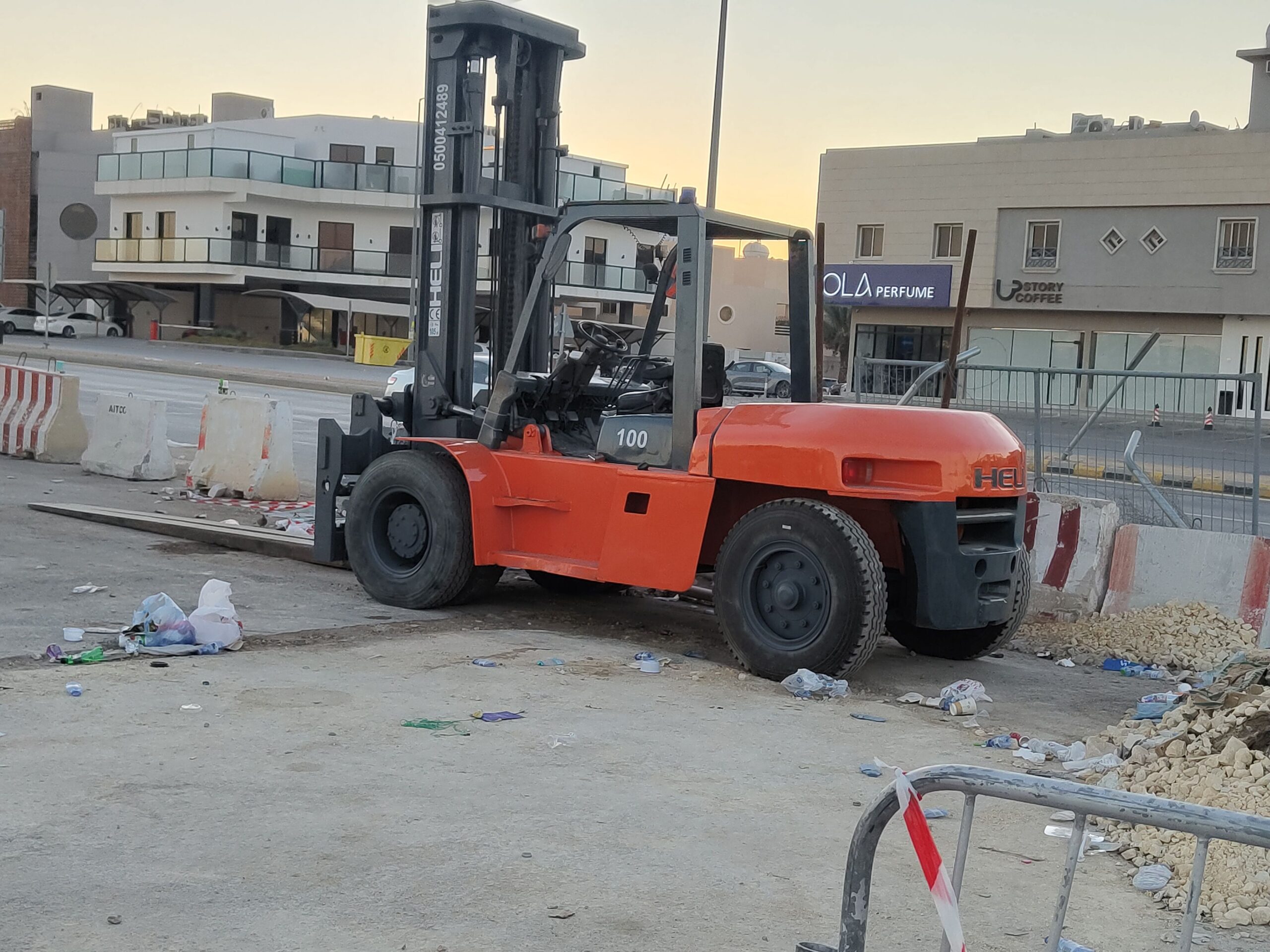 رافعات شوكيه فوركلفت للايجار بالمدينه المنوره سيزا