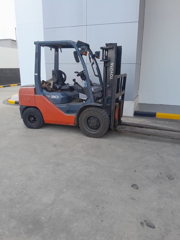 تاجير رافعات