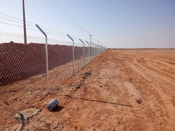 توريد وتركيب جميع انواع شبوك المجلفن وتنسيق الحدائ