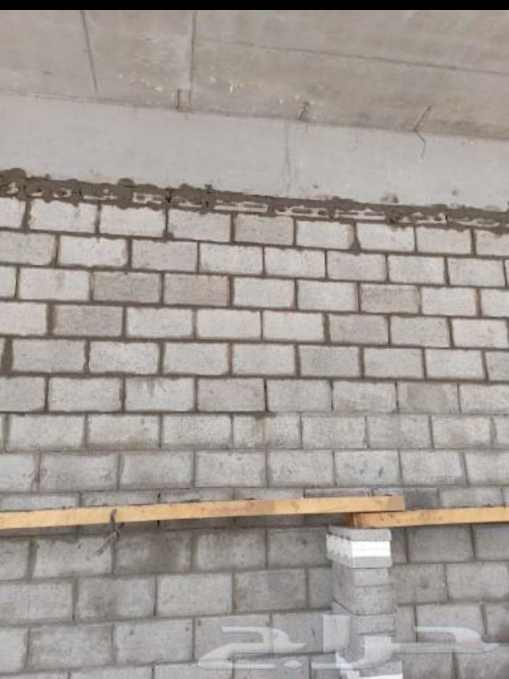 معلم نجار ملحق بنا ليس تكسير بلاط تركيب ترميم أشغل