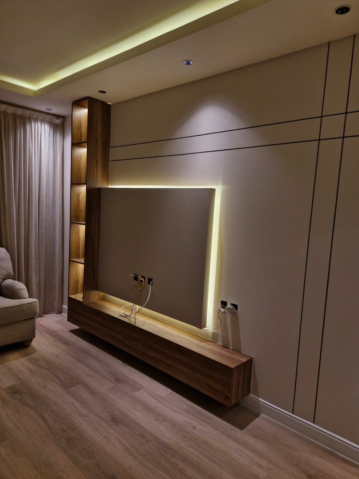 فني ديكورات الموقع الرياض 0500588793