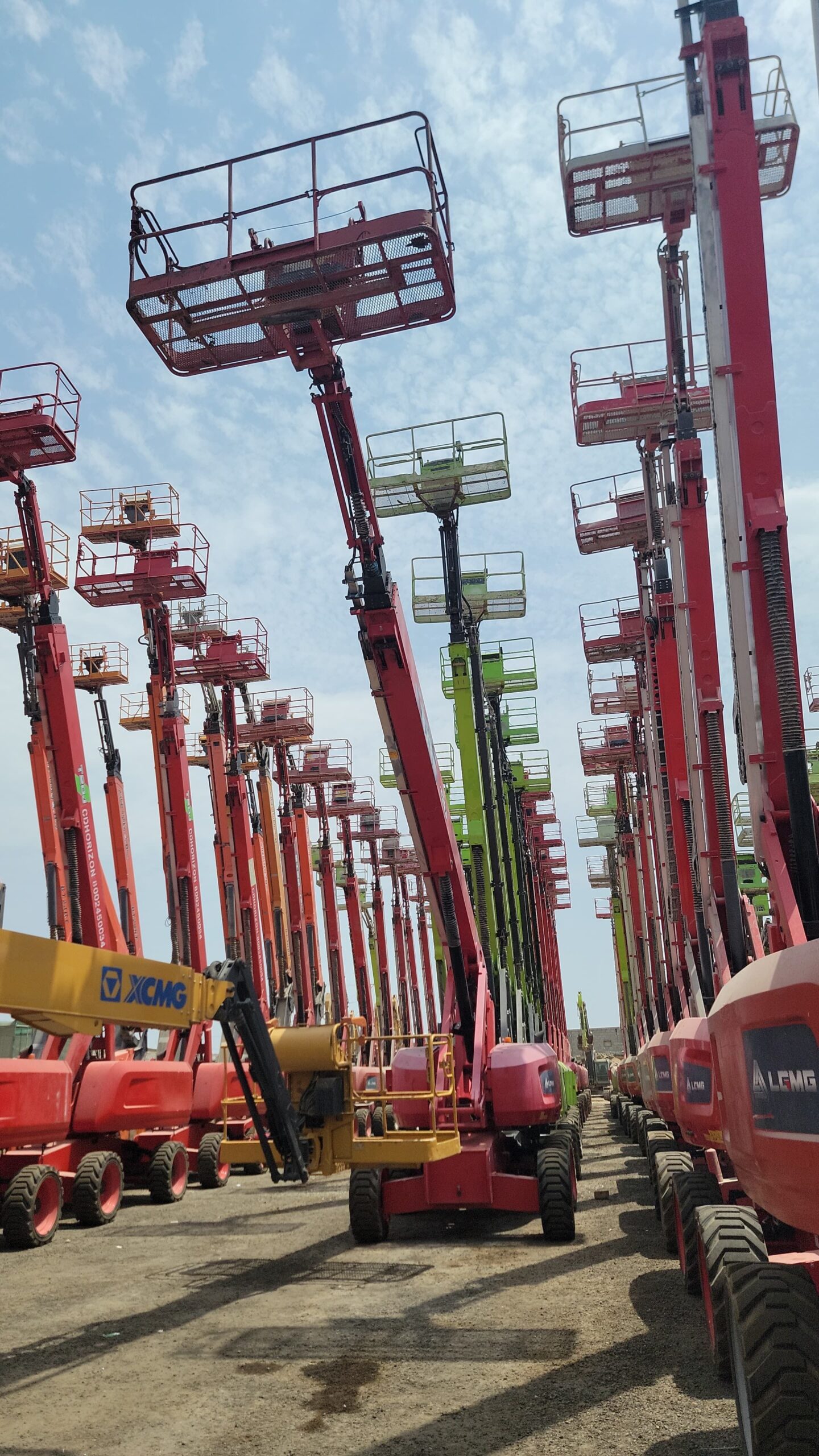 المدينه المنوره سيزرلفت ومانلفت للايجار شهري سنوي