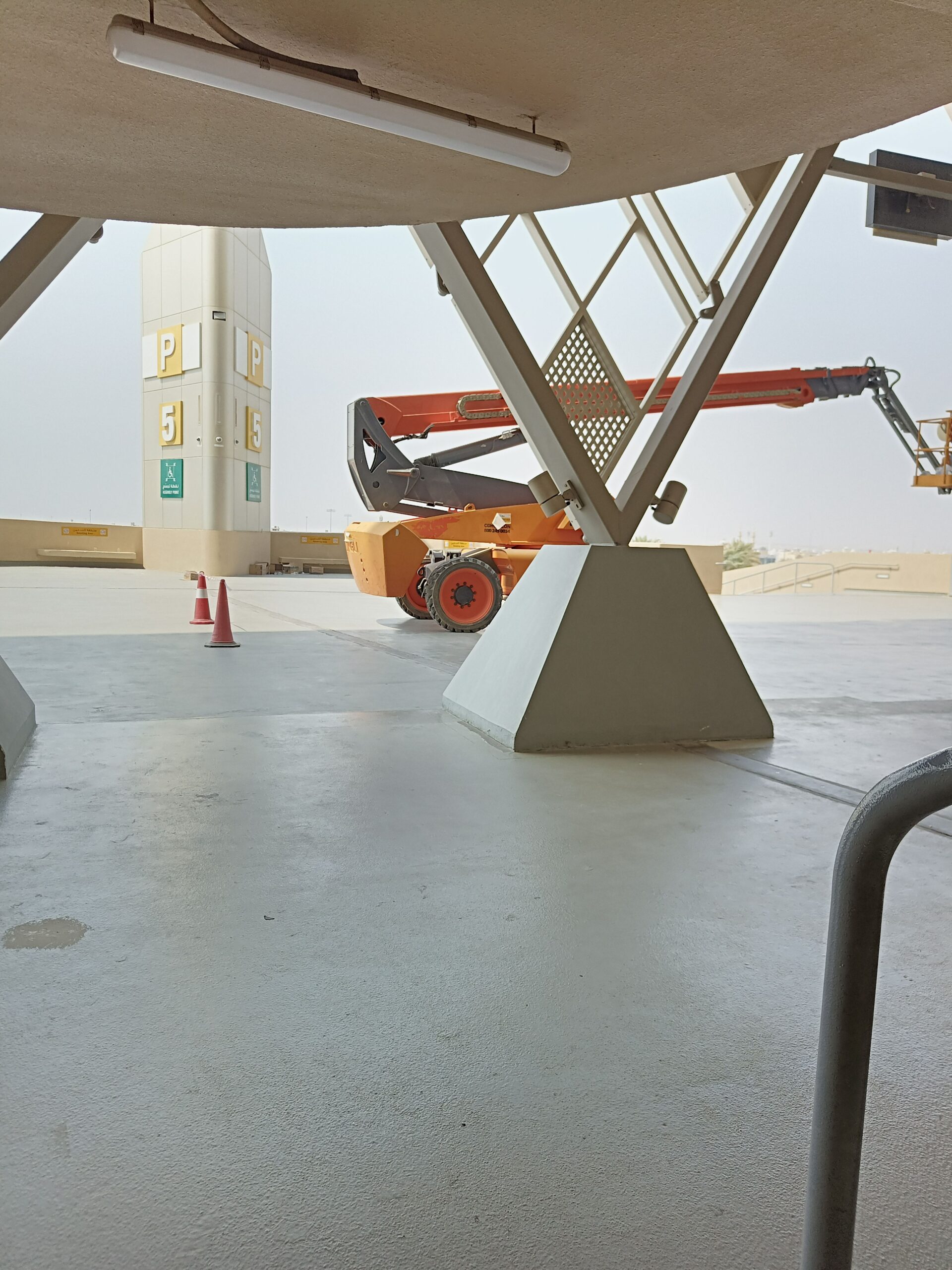 سيزر لفت للايجار اليومي والشهري ومان لفت للايجار