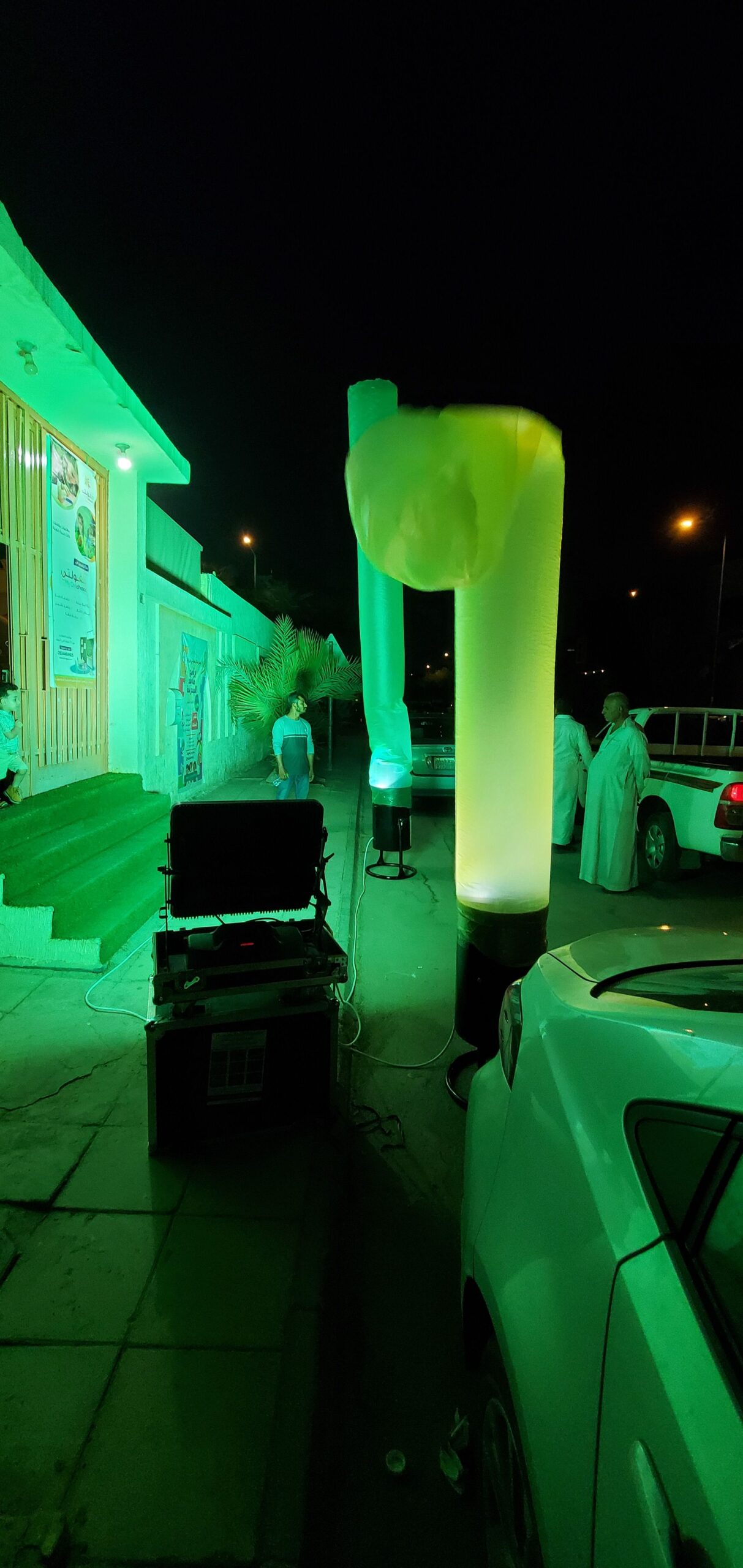 تاجير تجهيزات تنزيم افتتاحات المحلات المطاعم حفلات