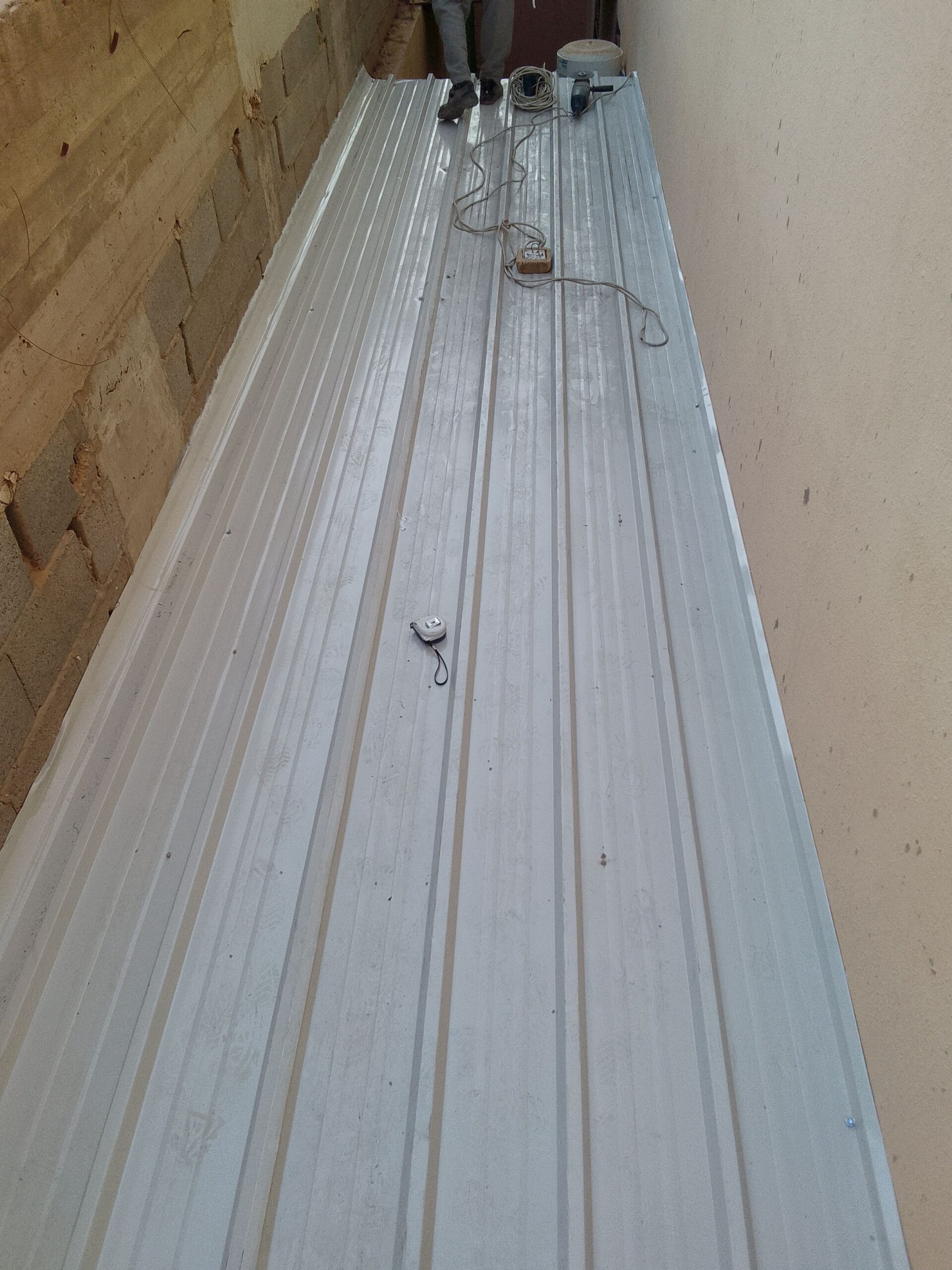 تركيب ساندوتش بانل بناء ملاحق ترميم مباني دخلي خار