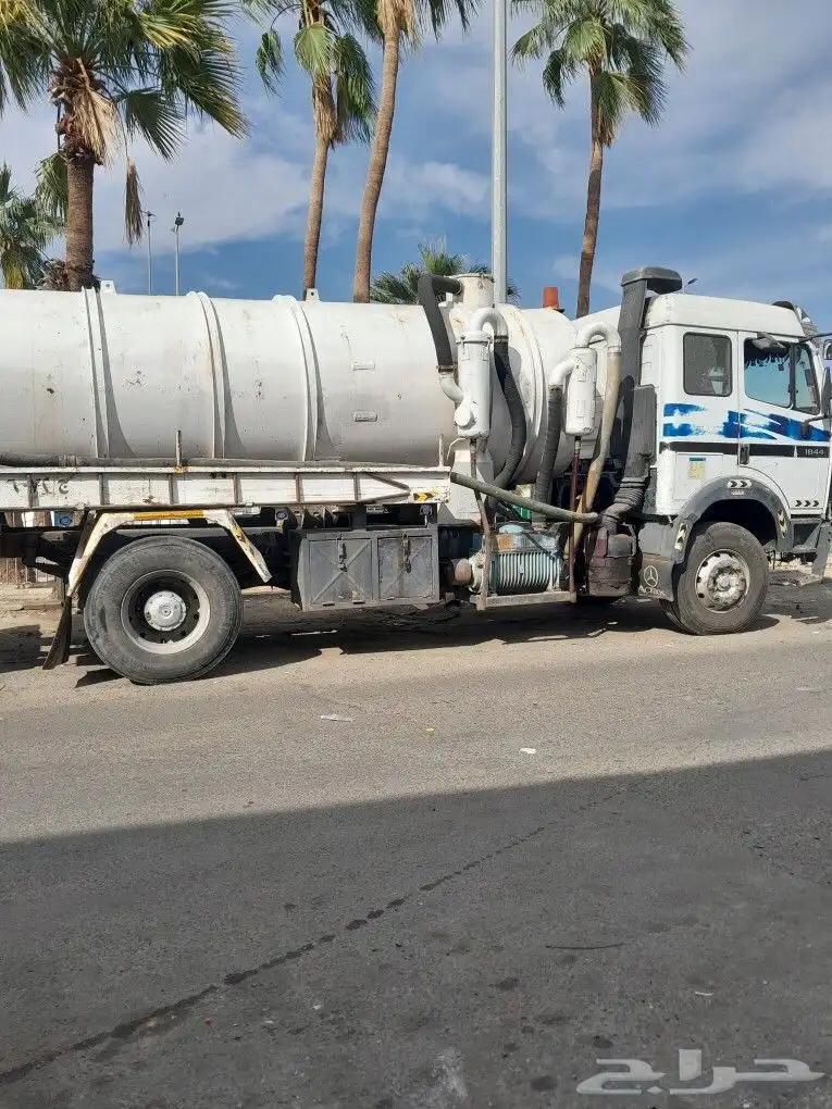 سحب بيارات بجده تنظيف البيارات تسليك مجاري بجدة وا