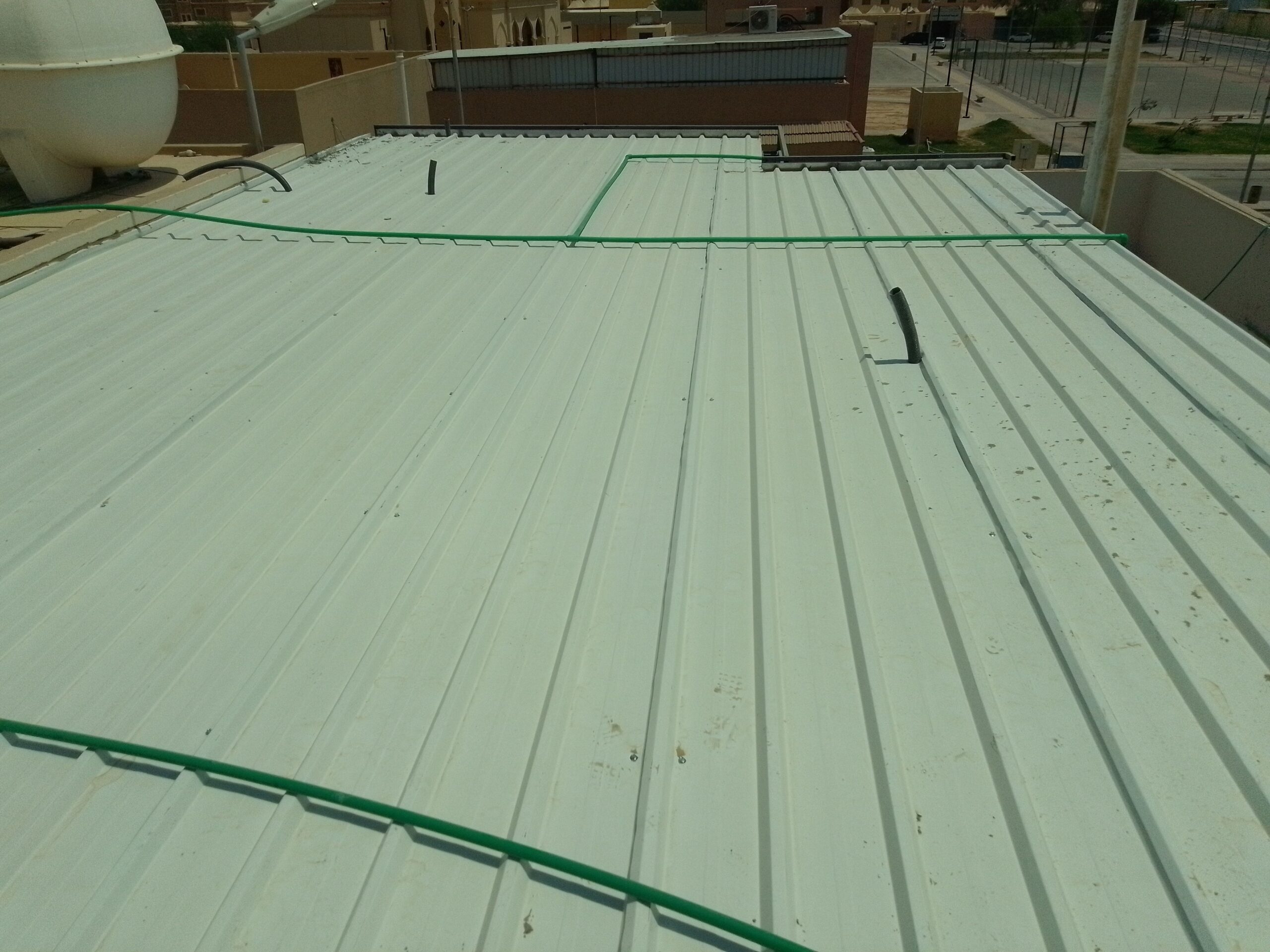 ساندويش بانل وترميم مباني ومظلات وسواتر