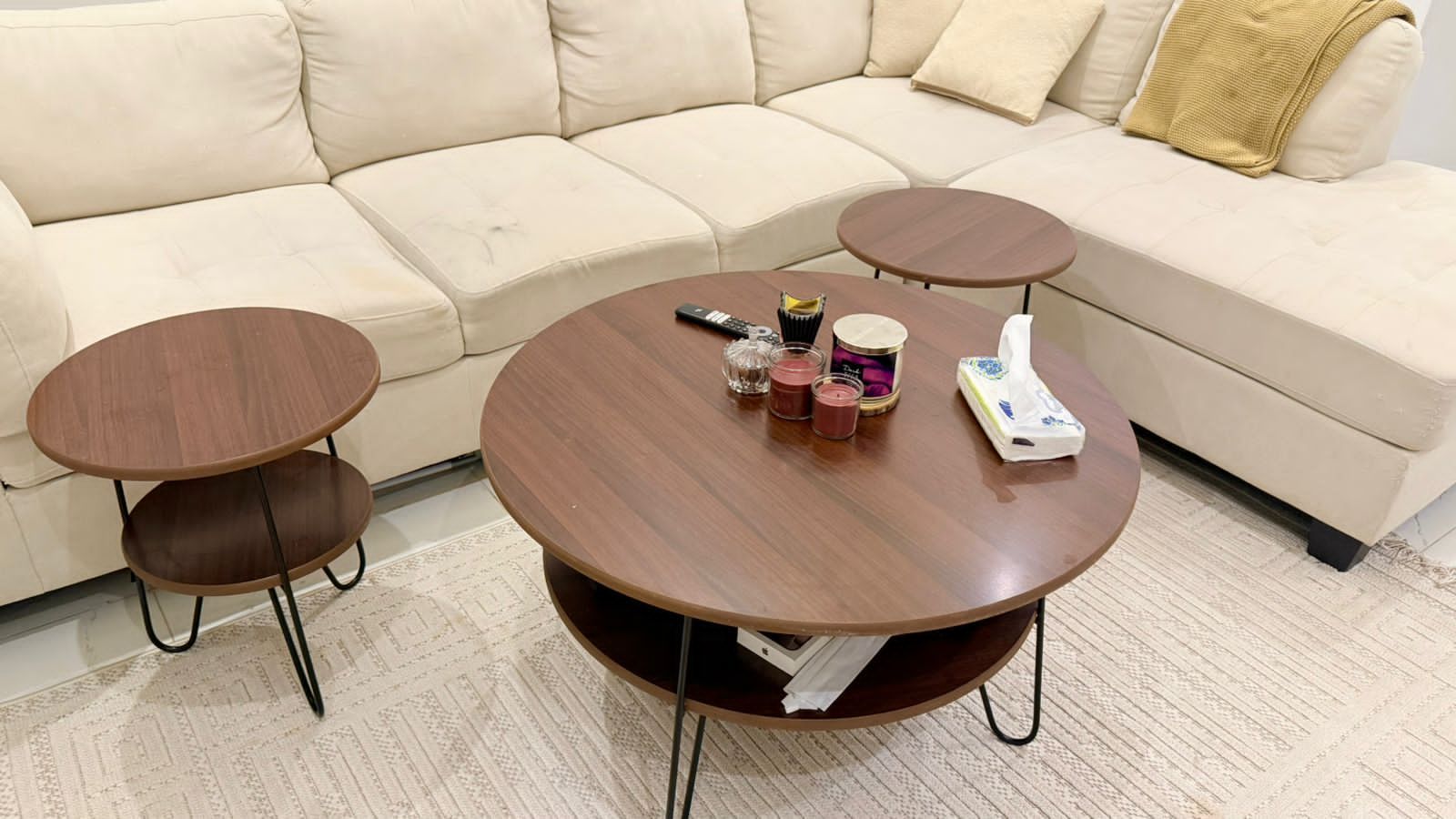 دينا طش الأثاث القديم بالرياض 0536617401 طش الأثاث