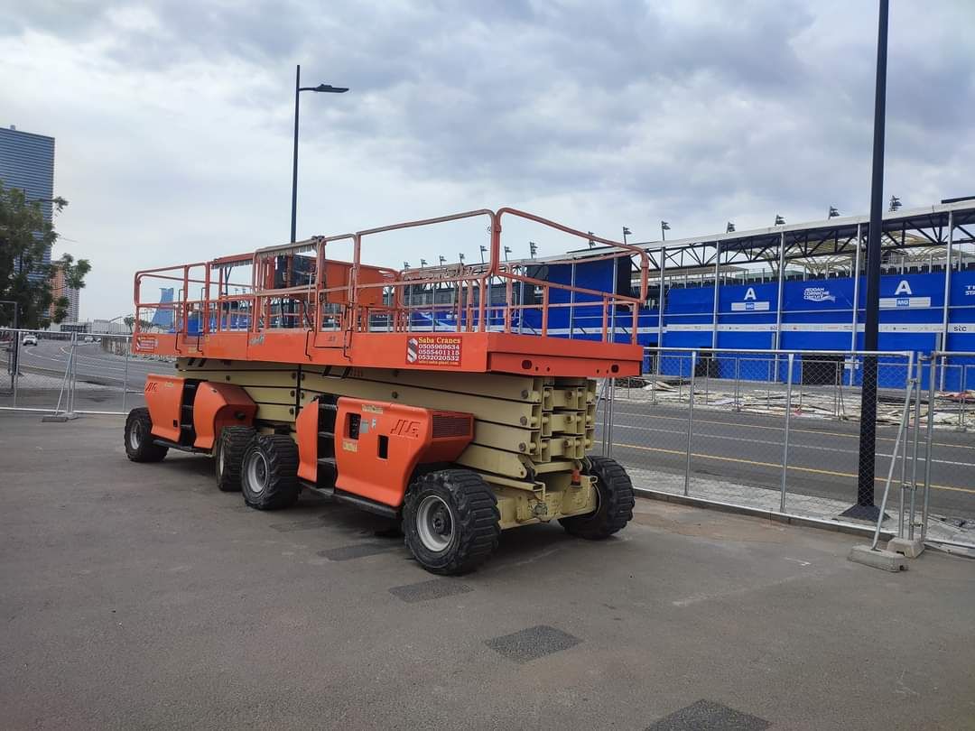 رافعات شوكيه فوركلفت للايجار بالمدينه المنوره سيزا