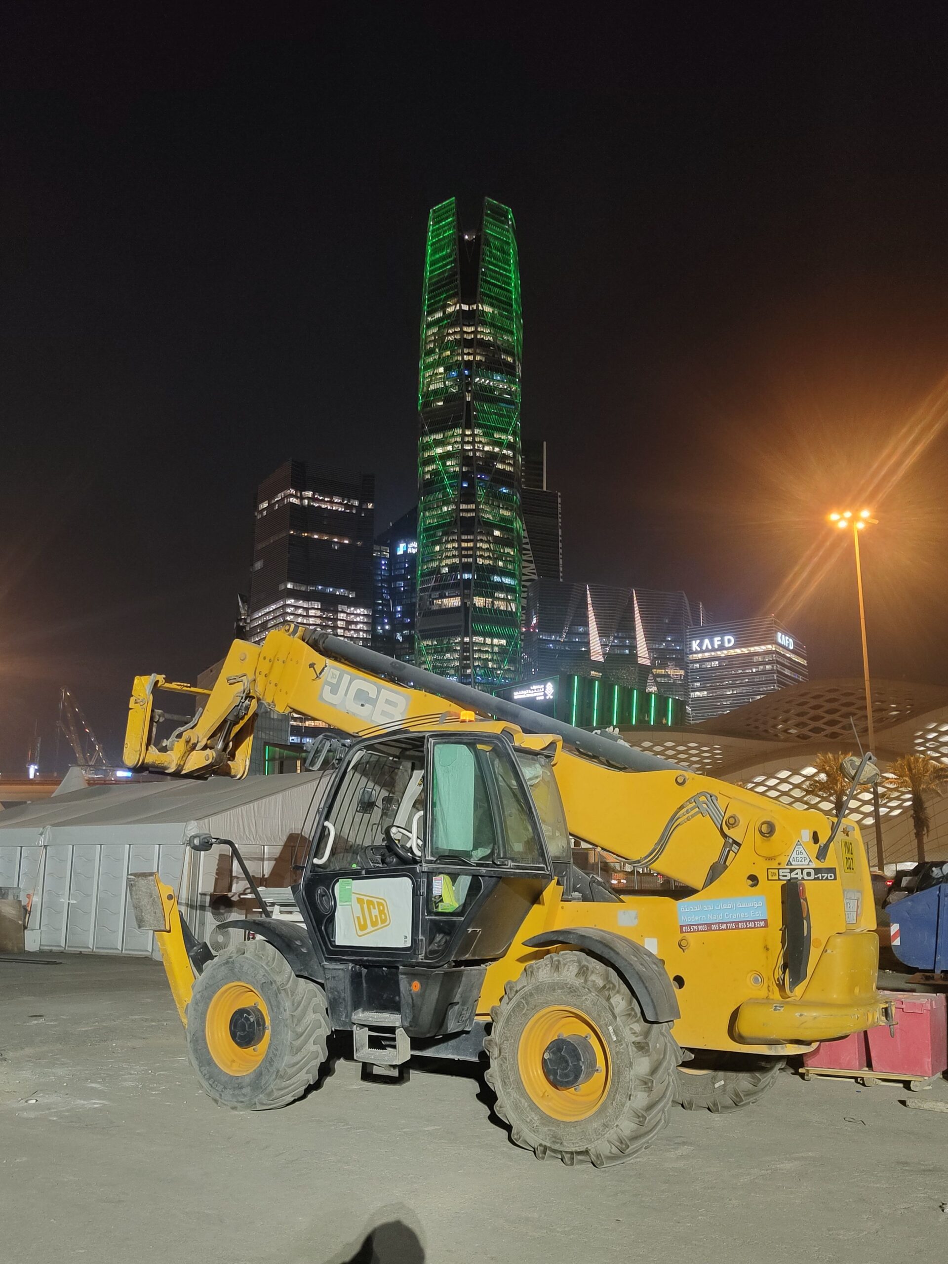 رافعات شوكيه فوركلفت للايجار بالمدينه المنوره سيزا